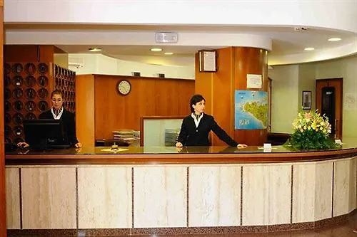 Hotel Dei Pini Porto Empedocle 4*,